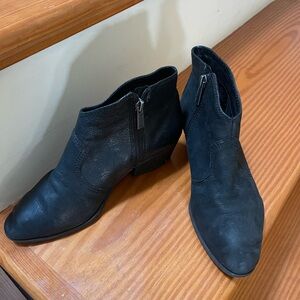 Vince Camuto Coder Ankle Bootie